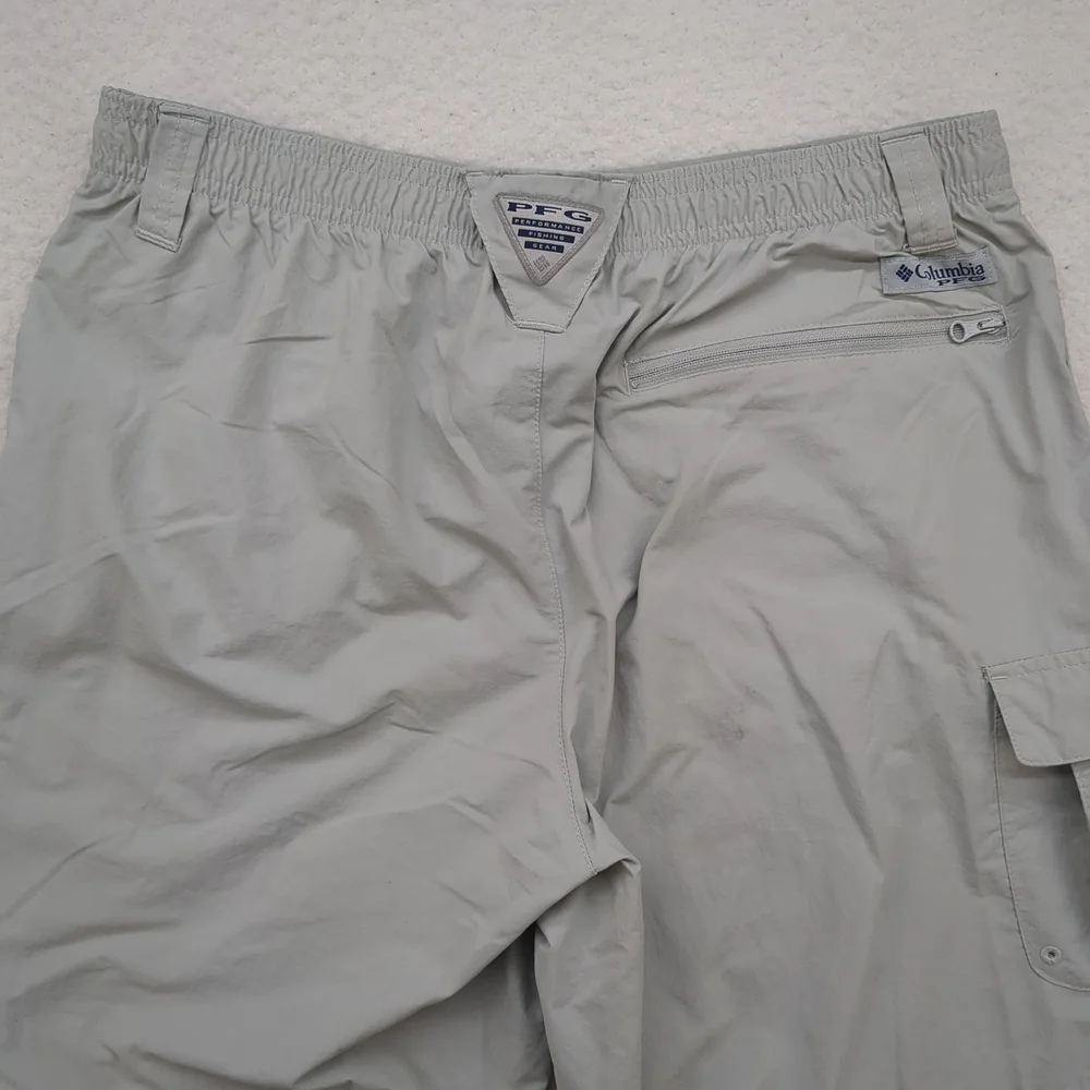 Columbia PFG Omni-Shade Cargo Shorts Mens Small Outdoor Hiking Fishing Nylon
